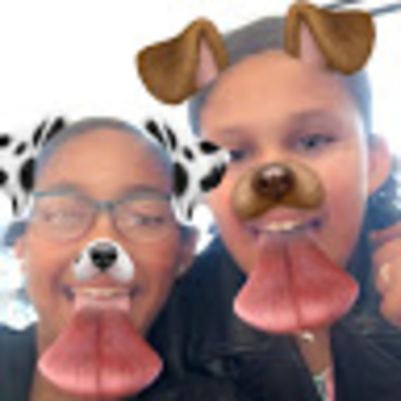 Meet your Posher, Meleia - Picture 1 of 1